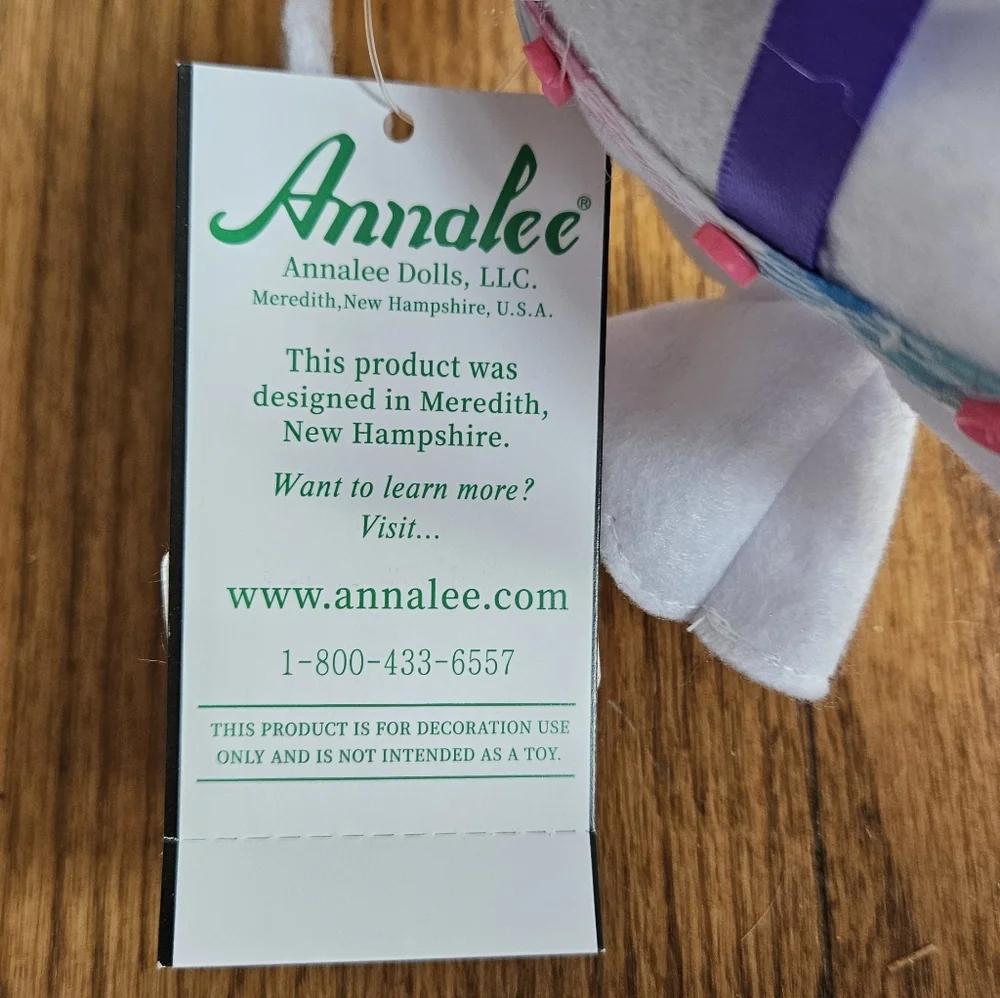 NEW Annalee 12